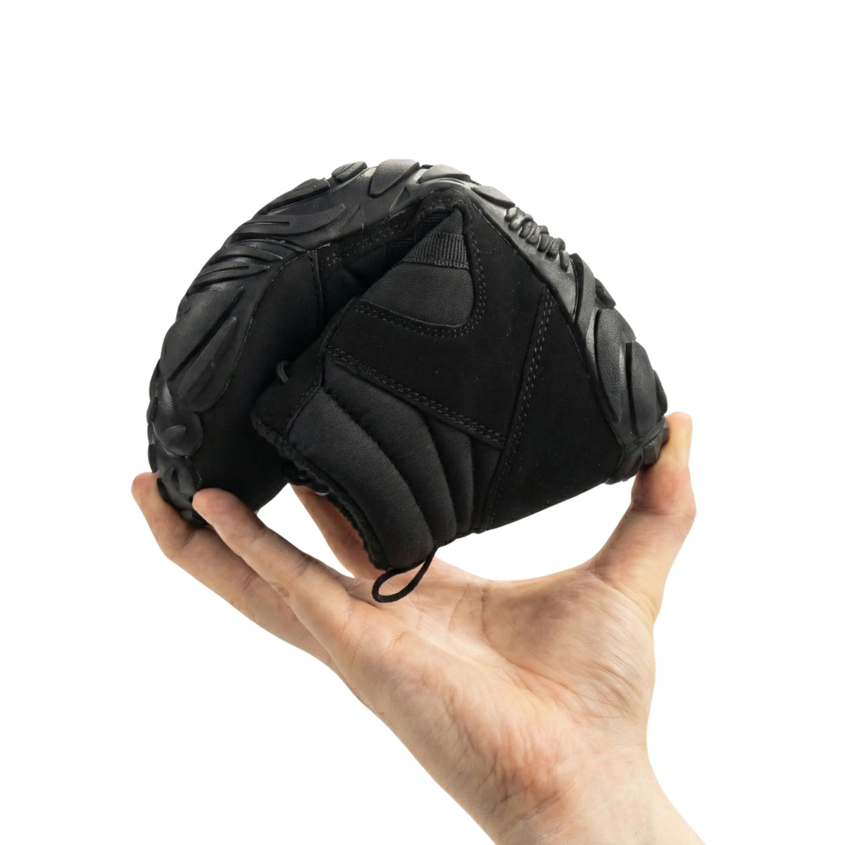 Kasdava Pro -  Non-slip & Water-resistant Winter Barefoot Shoe