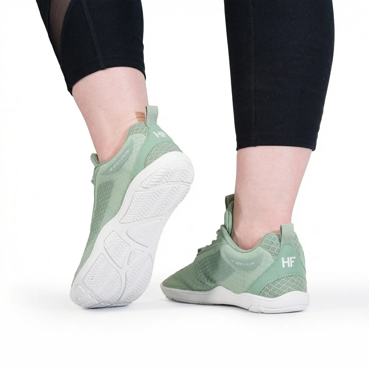 HF Flow – Minimalistic Shoes for Foot. Knee & Back Pain